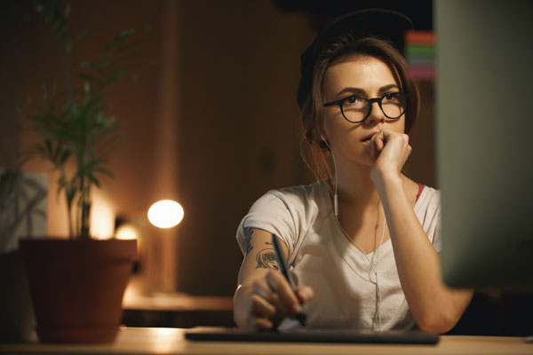 فضای کار طراحی برای هویت برند پوشاک