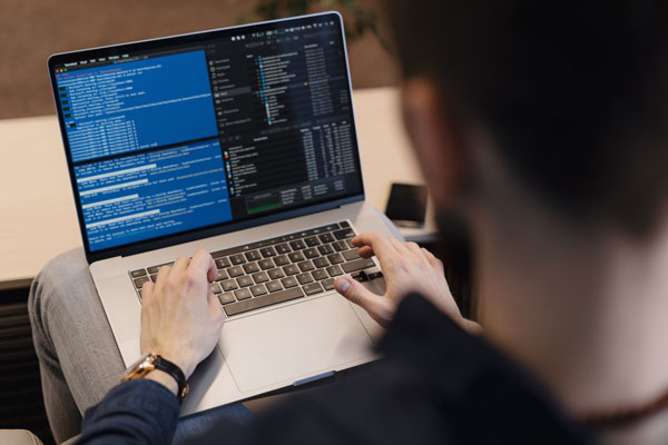 برنامه‌نویسی اپلیکیشن موبایل مدیریت سفارش
